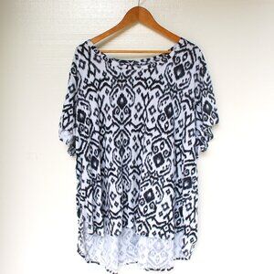 Women Within Plus 3x 30/32 Black and White Pull Over Shirt Excellent Condition